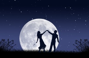__Dancing_in_the_Moonlight___by_autumn_nightingale