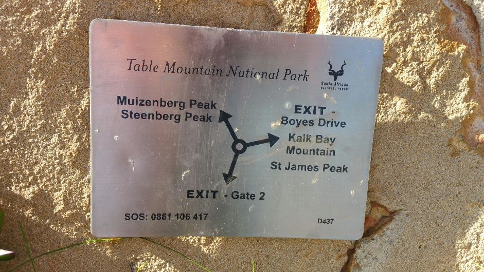Muizenberg Peak sign